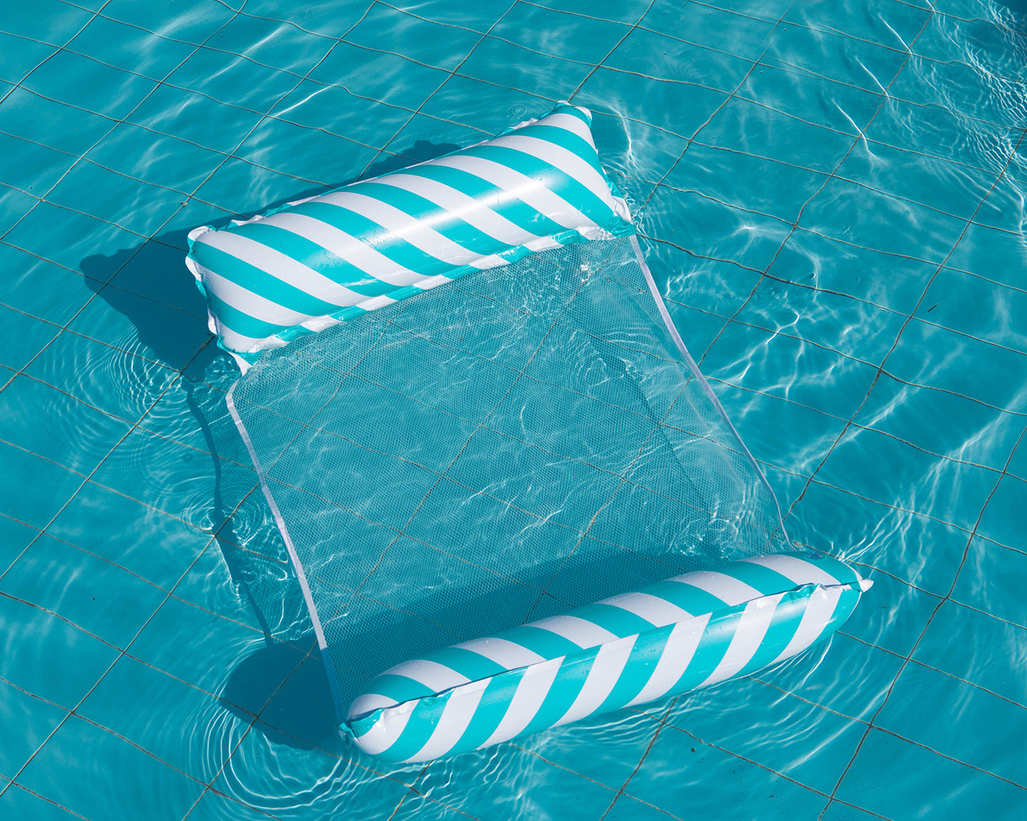 Candy Striped Hammock - Inflatable | Inflatables | PARADIS SVP