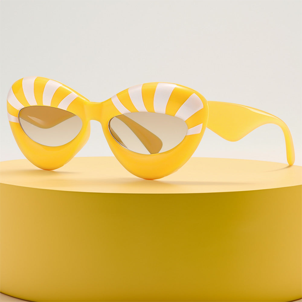 
                      
                        Stripe Buttefly Lips - Sunglasses | Eyewear | PARADIS SVP
                      
                    