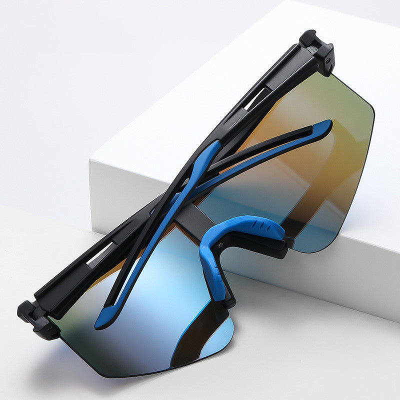 
                      
                        Sport Shield Sunglasses - White Frame | Eyewear | PARADIS SVP
                      
                    