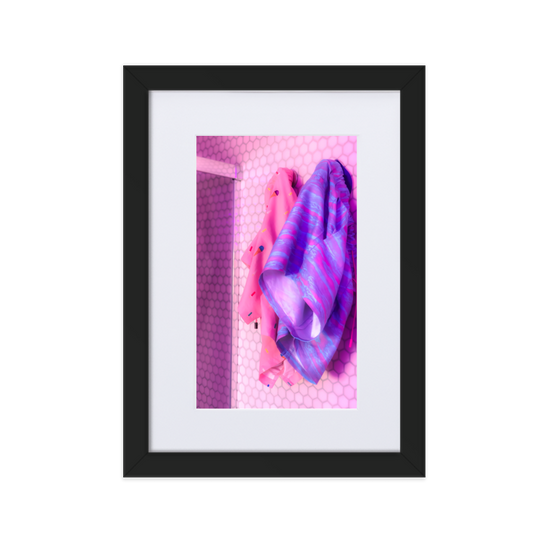 Load image into Gallery viewer, Après-Swim - Paper Framed Wall Art | PAPER FRAMED WALL ART | PARADIS SVP

